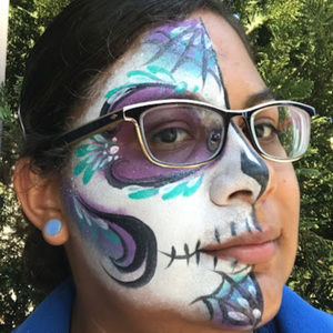 Meet your Posher, Gloria